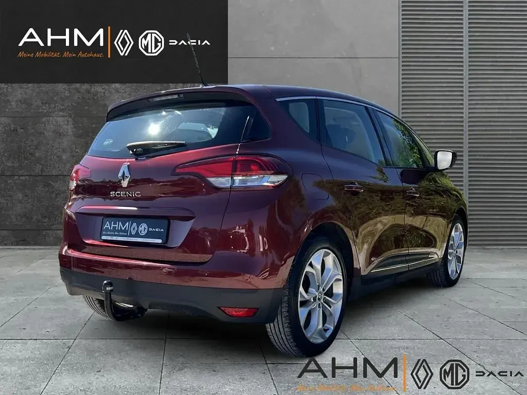 Gebraucht Renault Scénic III Experience 116 PS (85 kW) 2017 Karminrot Van / Kleinbus