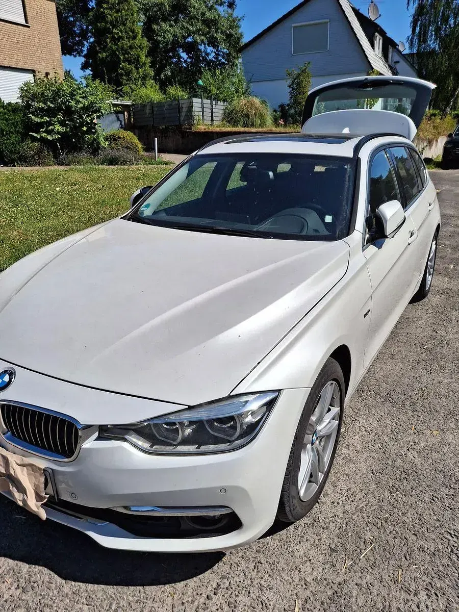 Gebraucht BMW 330 Luxury Line 258 PS (189 kW) 2015 Weiß Kombi