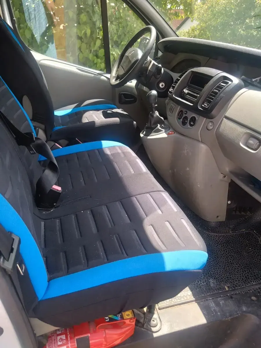 Gebraucht Renault Trafic 90 PS (66 kW) 2008 Weiß Van / Kleinbus