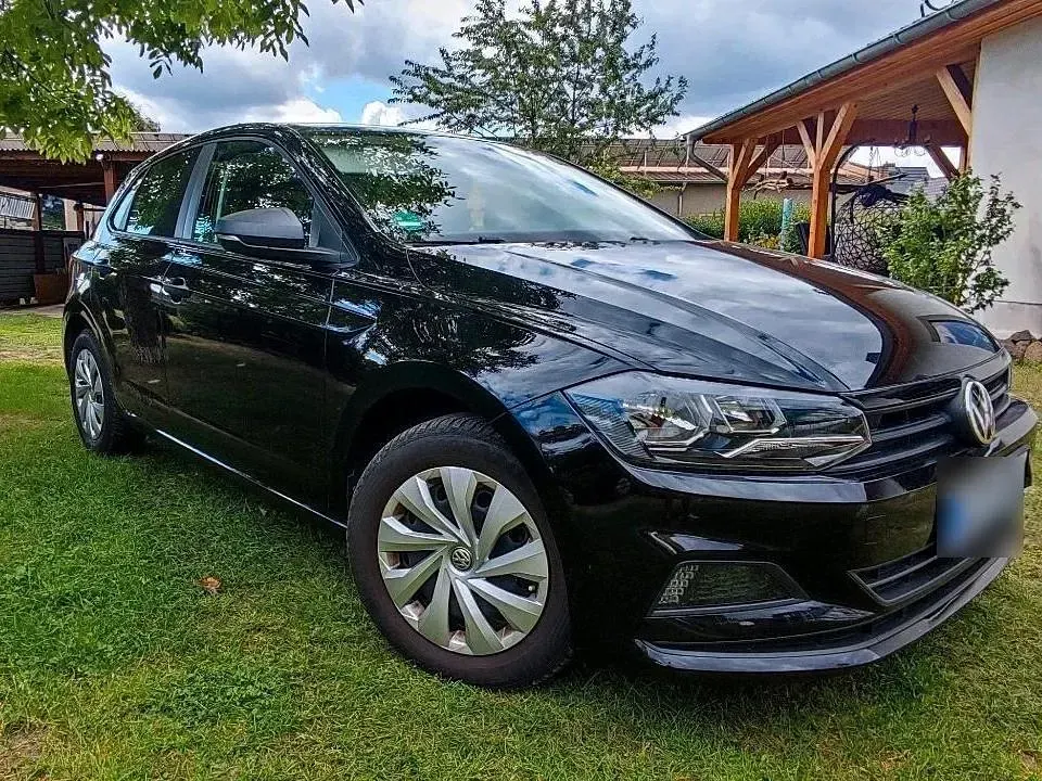 Gebraucht VW Polo 65 PS (47 kW) 2019 Schwarz Kleinwagen