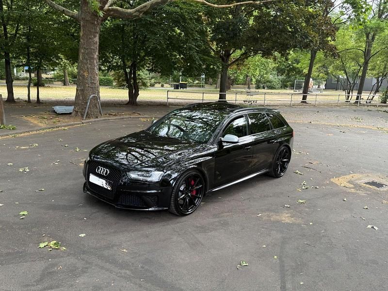 Schwarz Gebraucht 2015 Audi RS4 Ambiente Kombi | 41.999 € (Guter Preis) - Bild 1/4