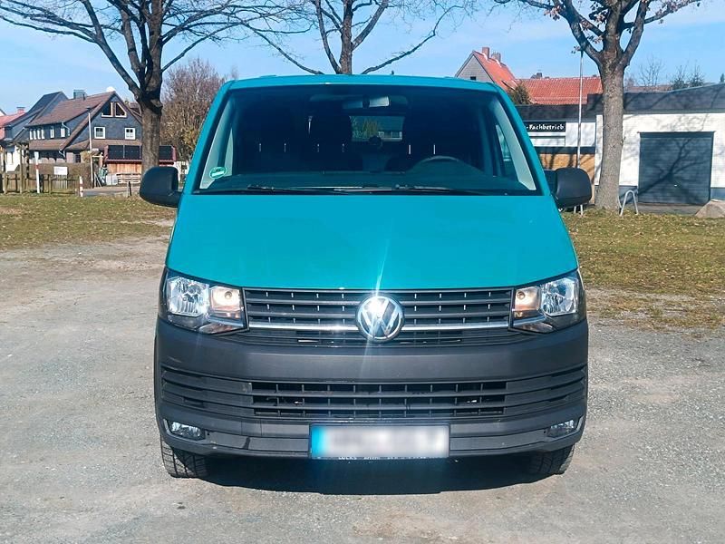 Usata VW Transporter 115 CV (84 kW) 2015 Verde Furgone