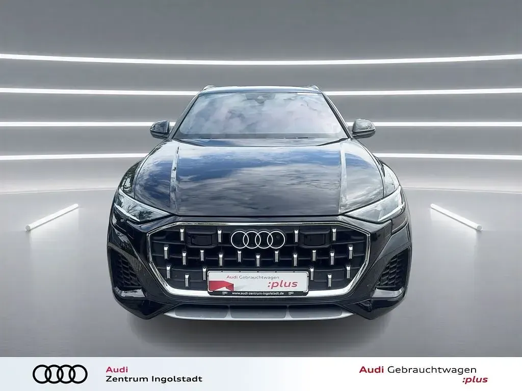 Gebraucht Audi Q8 Sport 394 PS (289 kW) 2025 Schwarz SUV