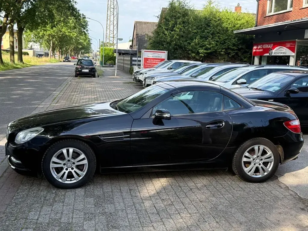 Gebraucht Mercedes SLK200 184 PS (135 kW) 2012 Schwarz Cabrio