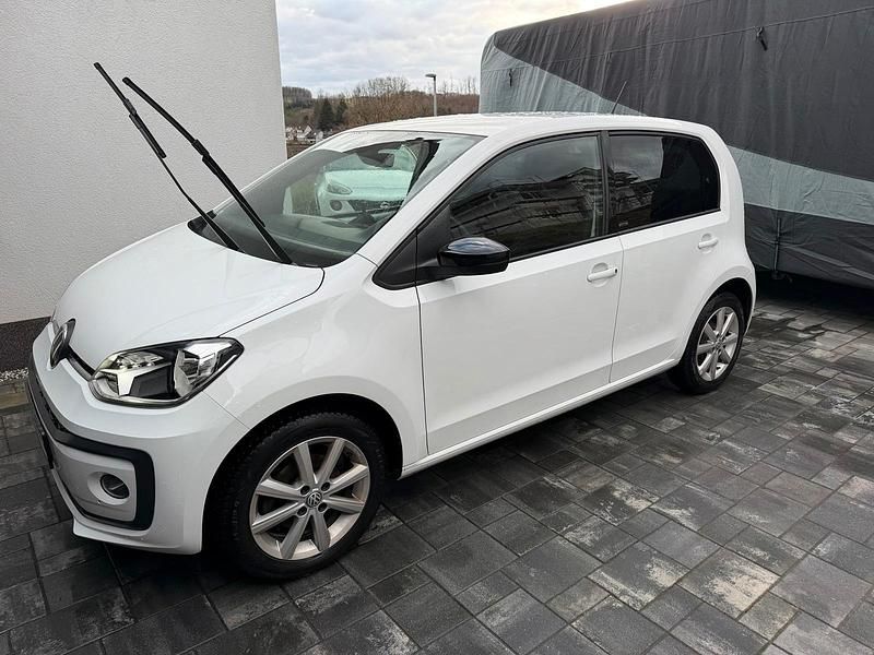 Gebraucht VW up! Active 65 PS (47 kW) 2022 Weiß Kleinwagen