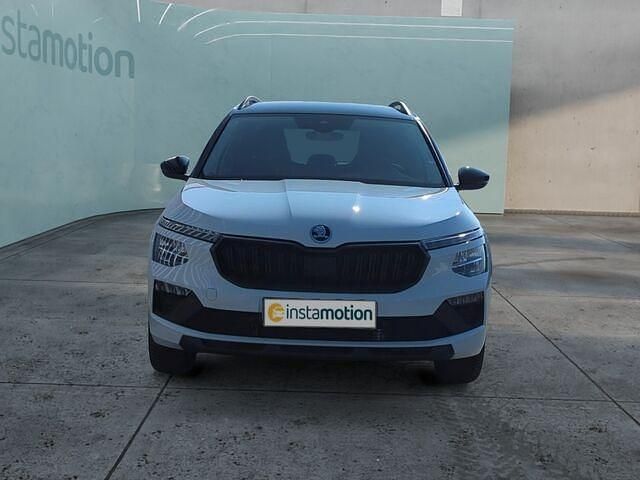 Weiß Gebraucht 2024 Skoda Kamiq SUV | 25.250 € (Guter Preis) - Bild 1/2