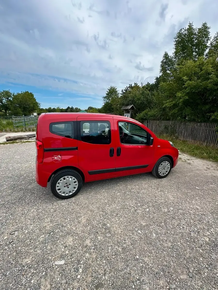 Gebraucht Fiat Qubo Trekking 75 PS (55 kW) 2009 Rot Van / Kleinbus