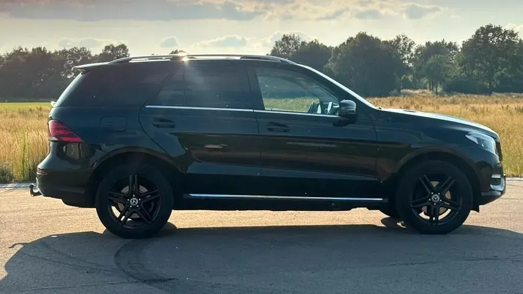 Gebraucht Mercedes GLE350 258 PS (189 kW) 2018 Schwarz SUV