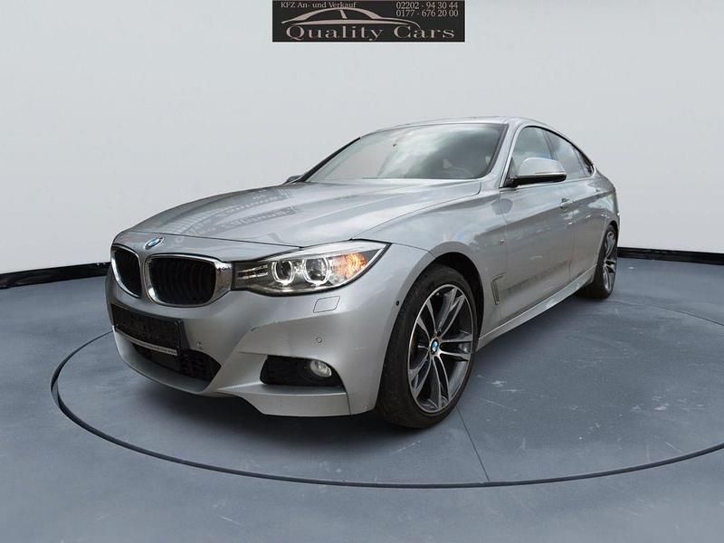 Gebraucht BMW 330 M Sport 258 PS (189 kW) 2016 Silber Limousine