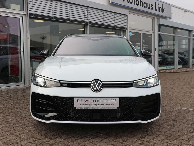 Nowe VW Passat R-line 193 KM (141 kW) 2026 Biały Kombi