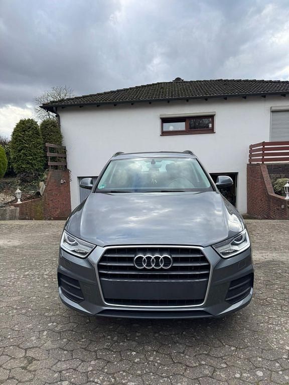Gebraucht Audi Q3 Comfort 150 PS (110 kW) 2015 Grau SUV