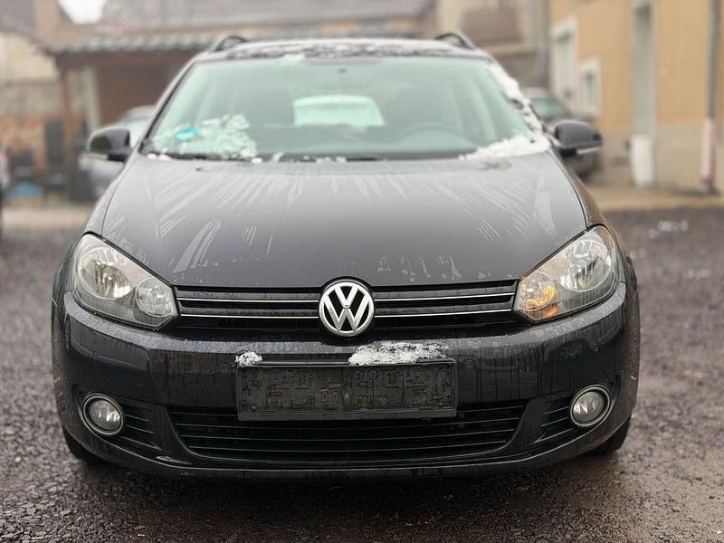 Second-hand VW Golf VI Comfortline 122 CP (89 kW) 2009 Negru Hatchback