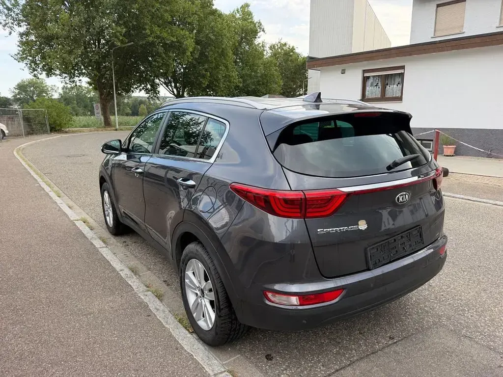 Gebraucht Kia Sportage DREAM-TEAM Edition 132 PS (97 kW) 2017 Braun SUV