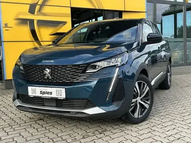 Gebraucht Peugeot 3008 Allure 131 PS (96 kW) 2023 Blau celebes SUV