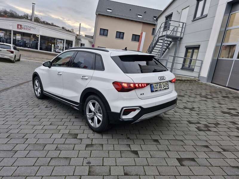 Gebraucht Audi A3 150 PS (110 kW) 2024 Arkonaweiß Kleinwagen