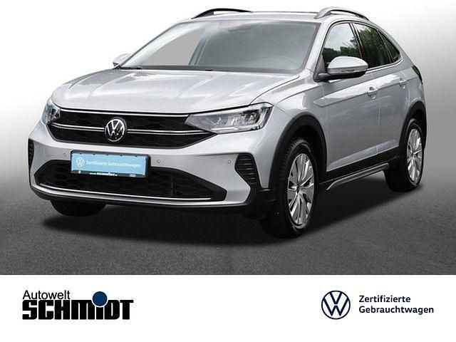 Reflexsilber metallic Gebraucht 2024 VW Taigo Life SUV | 23.998 € (Superpreis) - Bild 1/4