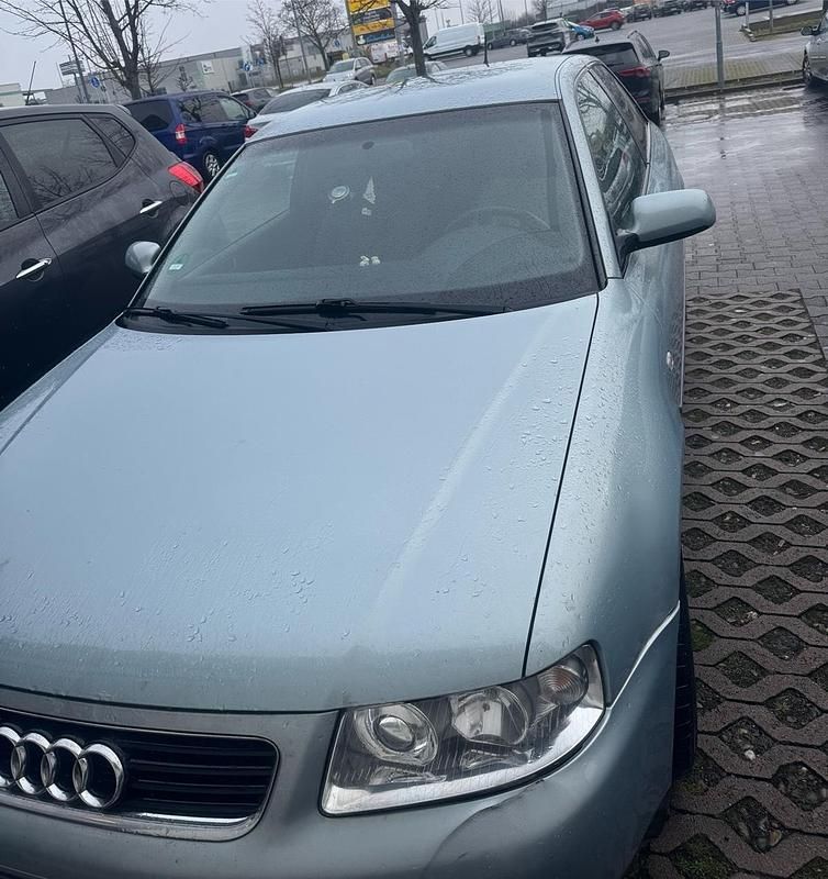 Grau Gebraucht 2002 Audi A3 Kleinwagen | 1.200 € (Guter Preis) - Bild 1/4