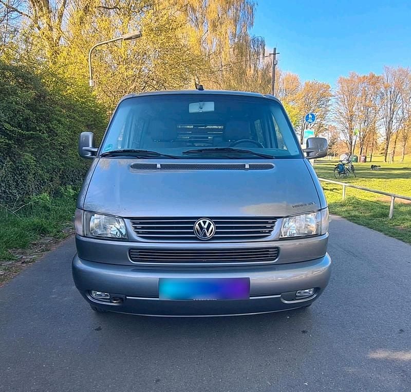 Usado VW T4 Highline 151 HP (111 kW) 2003 Cinzento Van