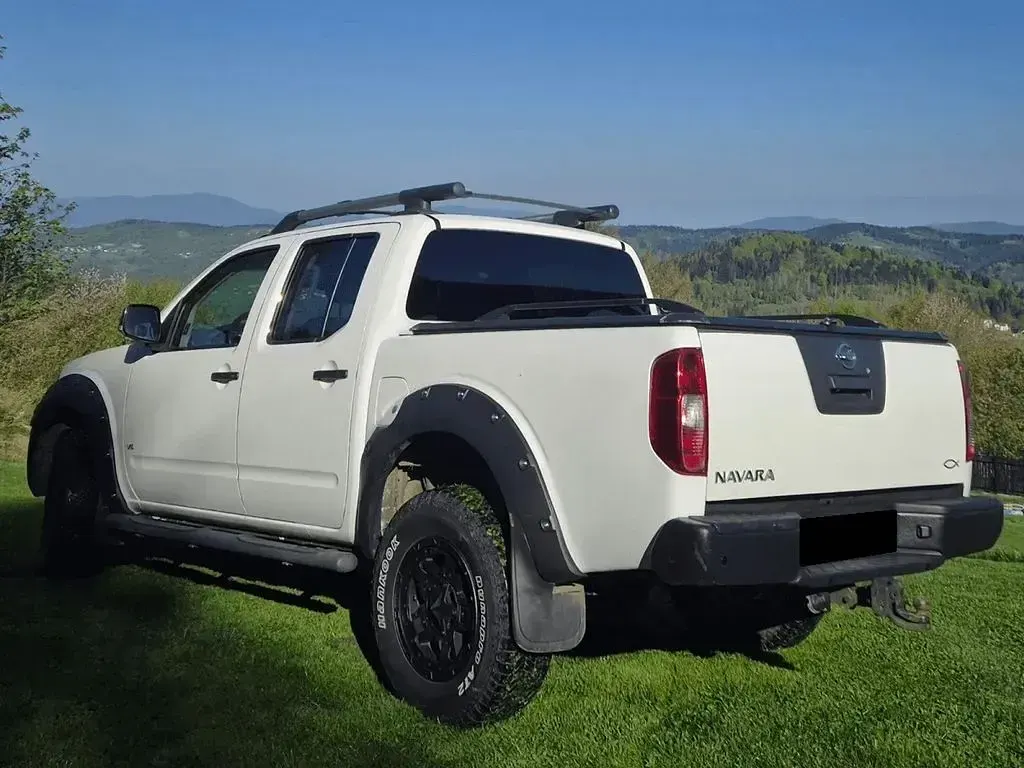 Gebraucht Nissan Navara 231 PS (169 kW) 2012 Weiß Pickup