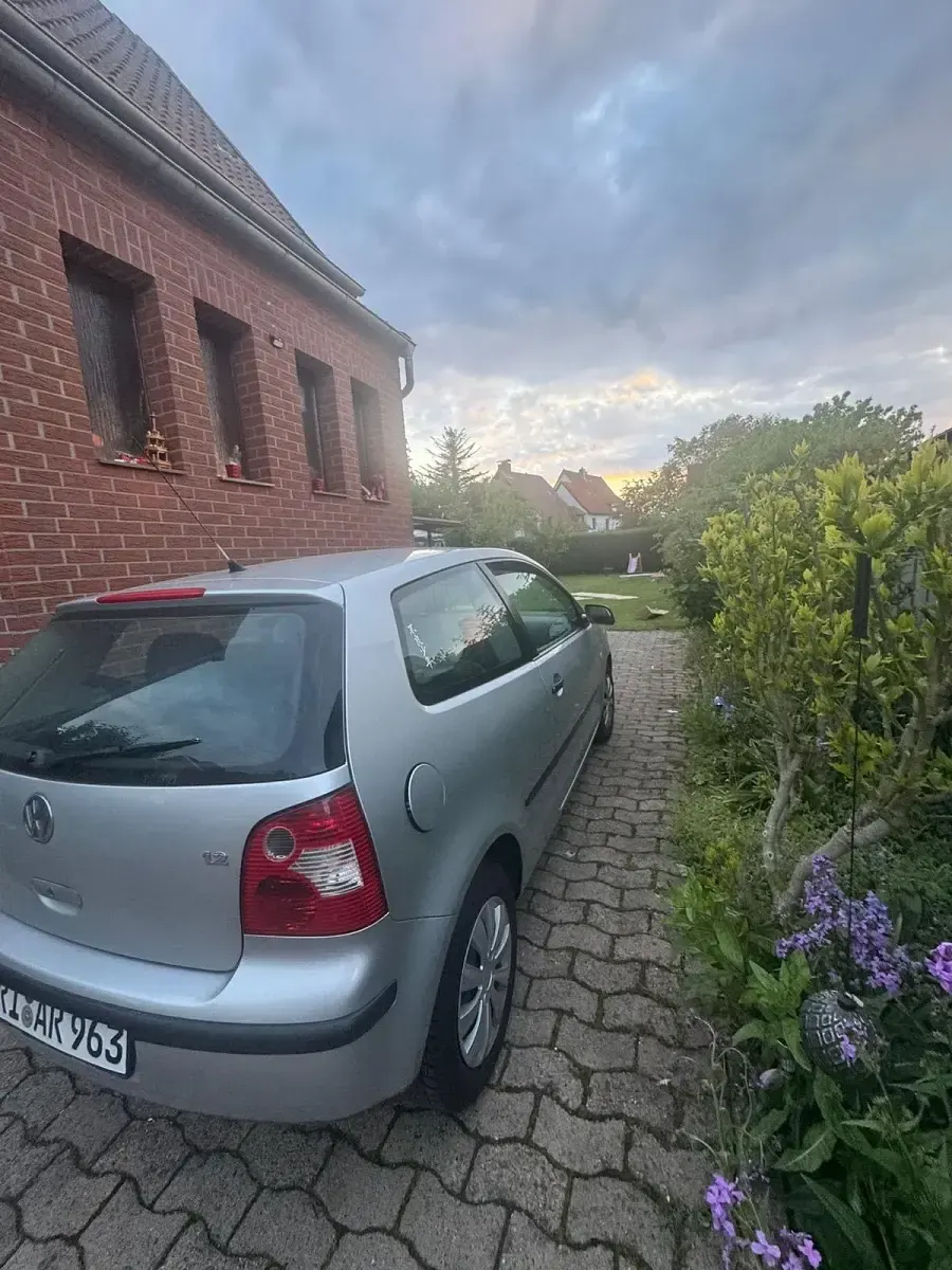 Gebraucht VW Polo 64 PS (47 kW) 2003 Grau Kombi