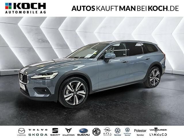 Andere farbe Gebraucht 2024 Volvo V60 CC Ultimate Kombi | 44.880 € (Etwas zu teuer) - Bild 1/2