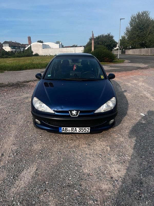 Blau Gebraucht 1998 Peugeot 206 Kombi | 800 € (Fairer Preis) - Bild 1/4