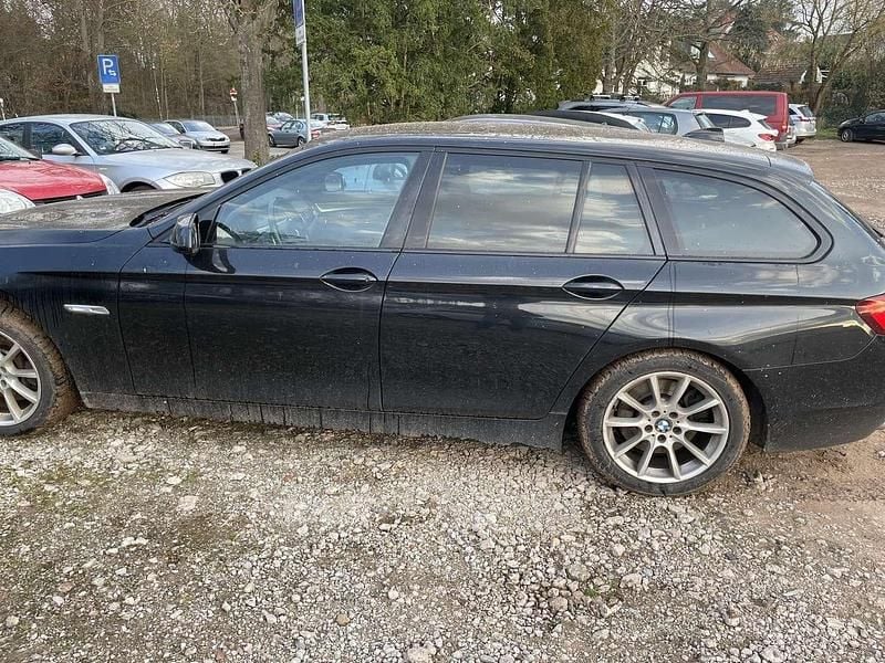 Gebraucht BMW 530 258 PS (189 kW) 2011 Kombi