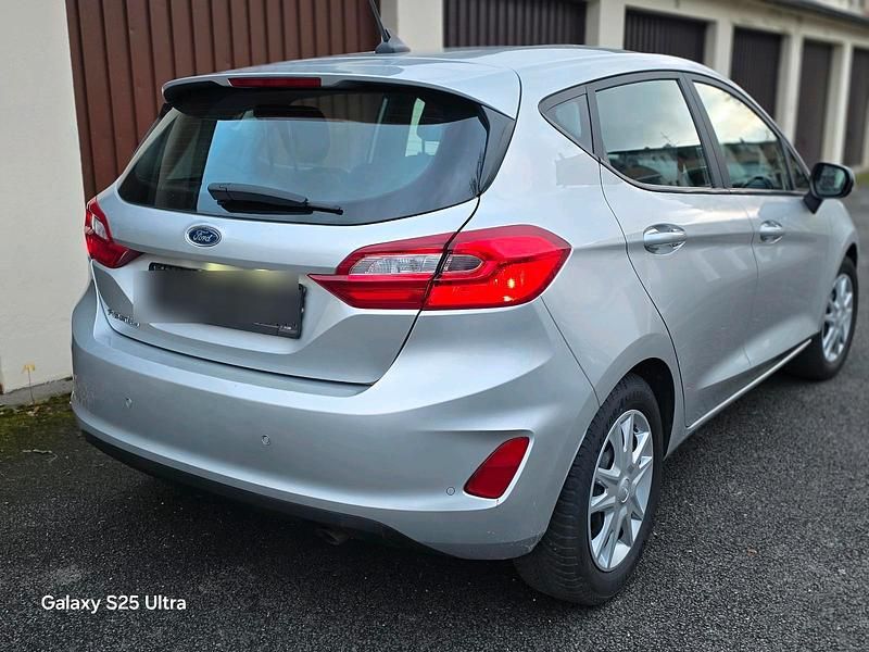 Gebraucht Ford Fiesta Trend 95 PS (69 kW) 2020 Silber Kleinwagen