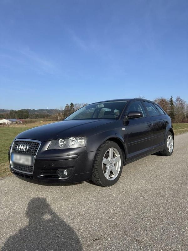 Second-hand Audi A3 140 CP (102 kW) 2006 Gri Hatchback