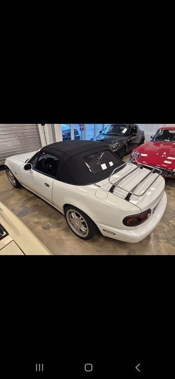 Gebraucht Mazda MX5 Edition 116 PS (85 kW) 1993 Weiß Cabrio