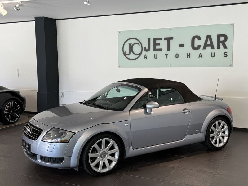 Silber Gebraucht 2003 Audi TT Roadster S-Line Cabrio | 7.995 € (Teuer) - Bild 1/3