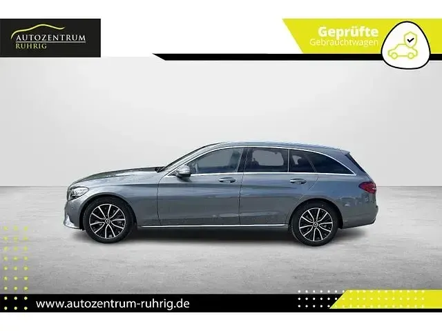 Gebraucht Mercedes C200 Avantgarde 184 PS (135 kW) 2018 Grau Kombi
