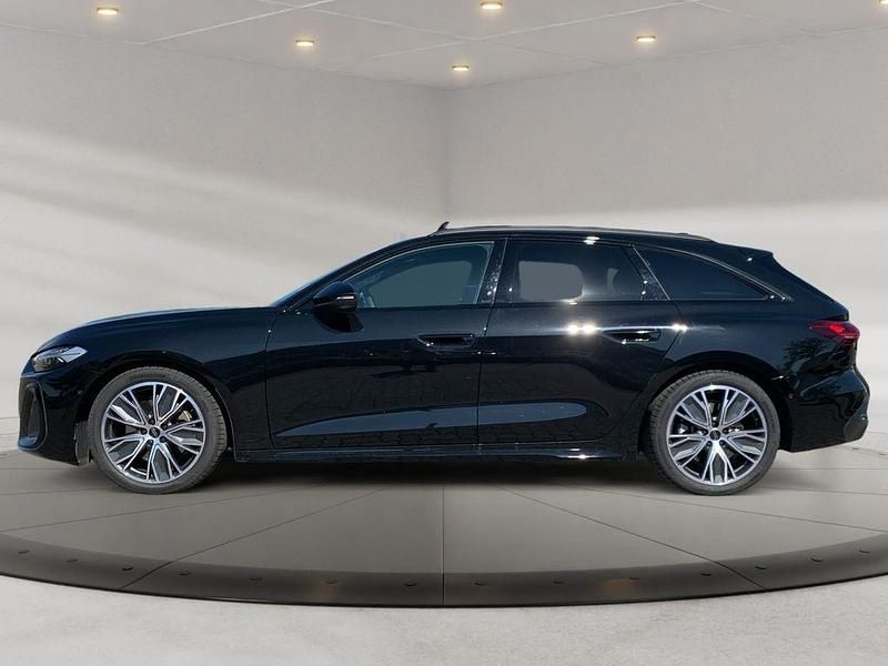 Gebraucht Audi A5 Ambiente 204 PS (150 kW) 2024 Mythosschwarz metallic Coupé