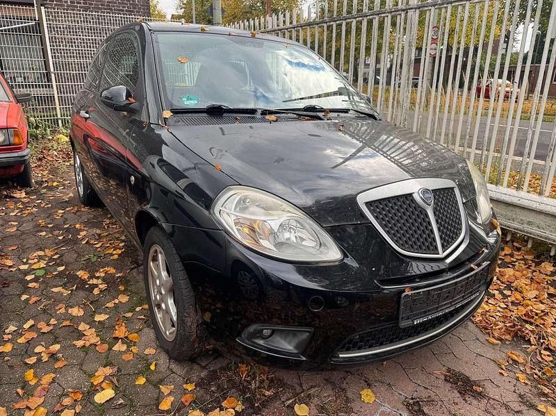Gebraucht Lancia Ypsilon 60 PS (44 kW) 2009 Beige Kleinwagen