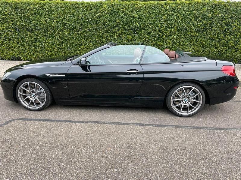 Schwarz Gebraucht 2011 BMW 650 Cabriolet Sport Line Cabrio | 29.200 € (Fairer Preis) - Bild 1/4