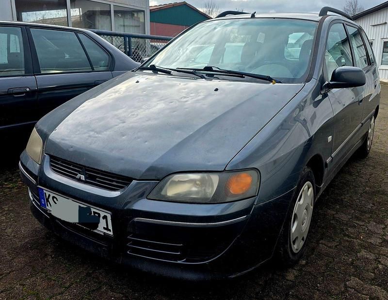 Grau Gebraucht 2003 Mitsubishi Space Star Comfort Edition Limousine | 499 € - Bild 1/4