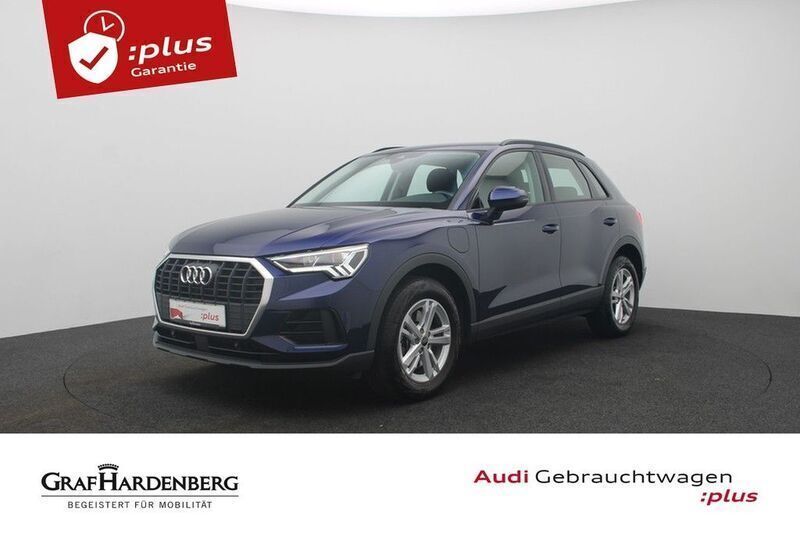Navarrablau metallic Gebraucht 2022 Audi Q3 Ambiente SUV | 30.980 € (Guter Preis) - Bild 1/4