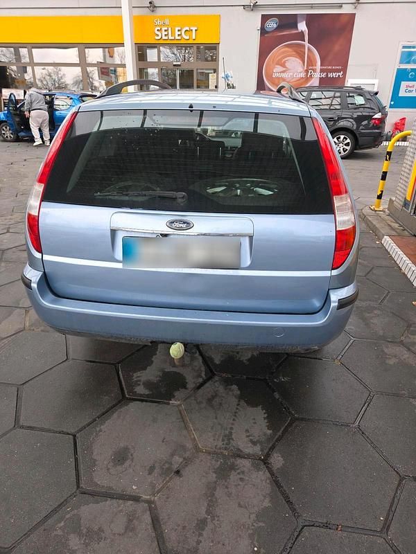 Gebraucht Ford Mondeo 170 PS (125 kW) 2003 Blau Kombi