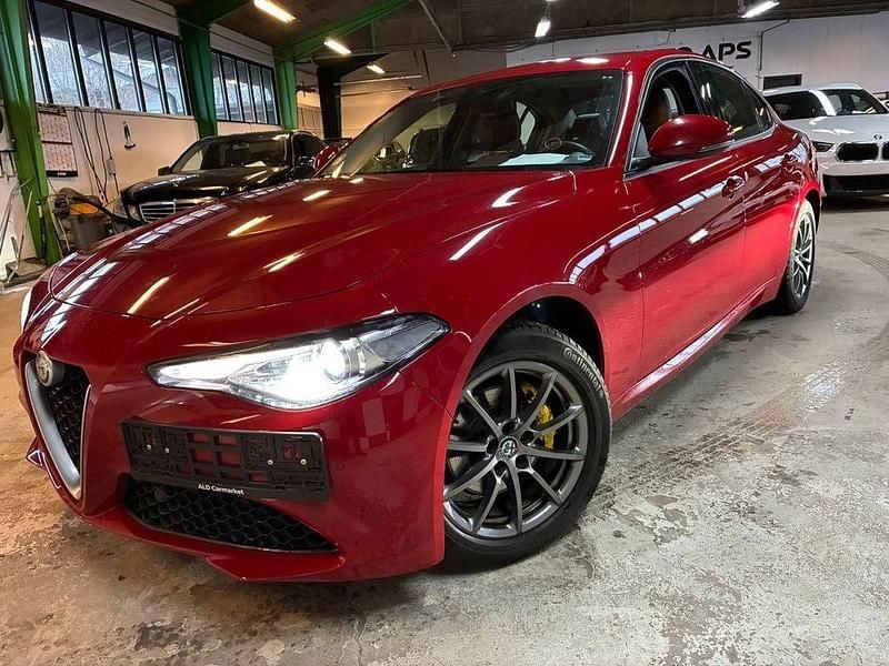 Gebraucht 2019 Alfa Romeo Giulia Super Limousine | 18.995 € (Superpreis) - Bild 1/4