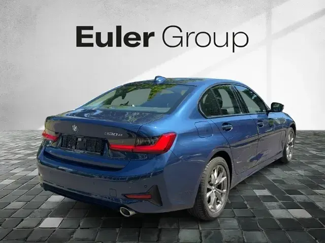 Gebraucht BMW 330e Sport Line 292 PS (214 kW) 2021 Blau Limousine