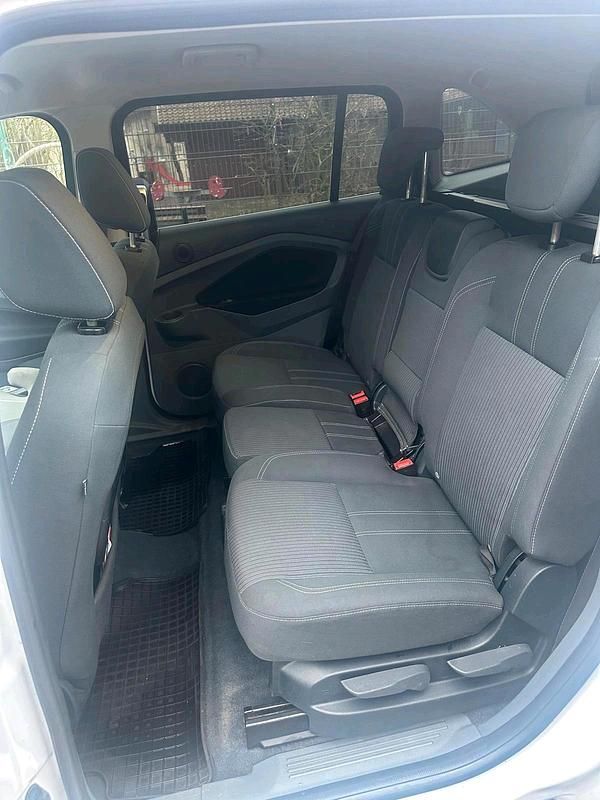 Gebraucht Ford Grand C-Max 116 PS (85 kW) 2011 Weiß Van / Kleinbus