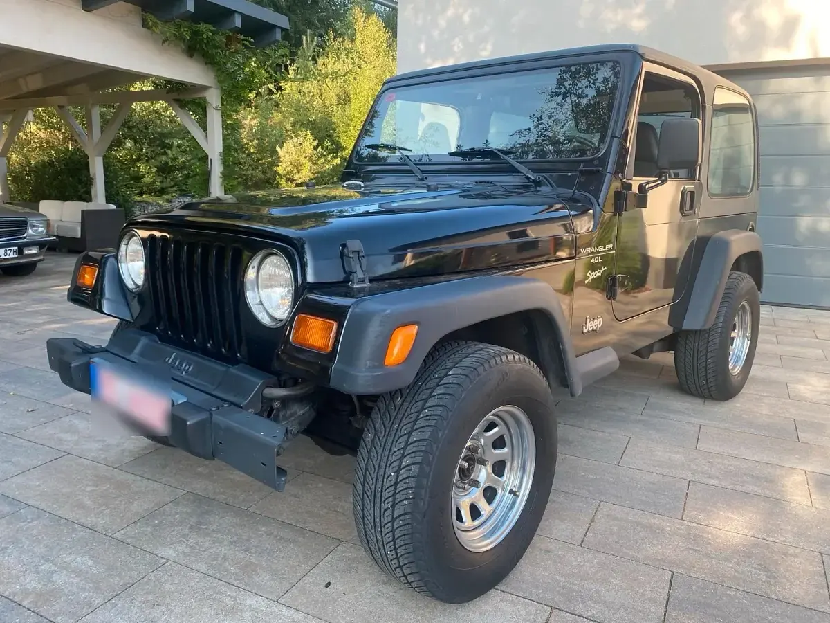 Gebraucht Jeep Wrangler Sport 177 PS (130 kW) 1998 Schwarz SUV