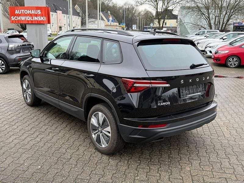 Gebraucht Skoda Karoq 150 PS (110 kW) 2023 Schwarzmagic perleffekt (metallic) SUV