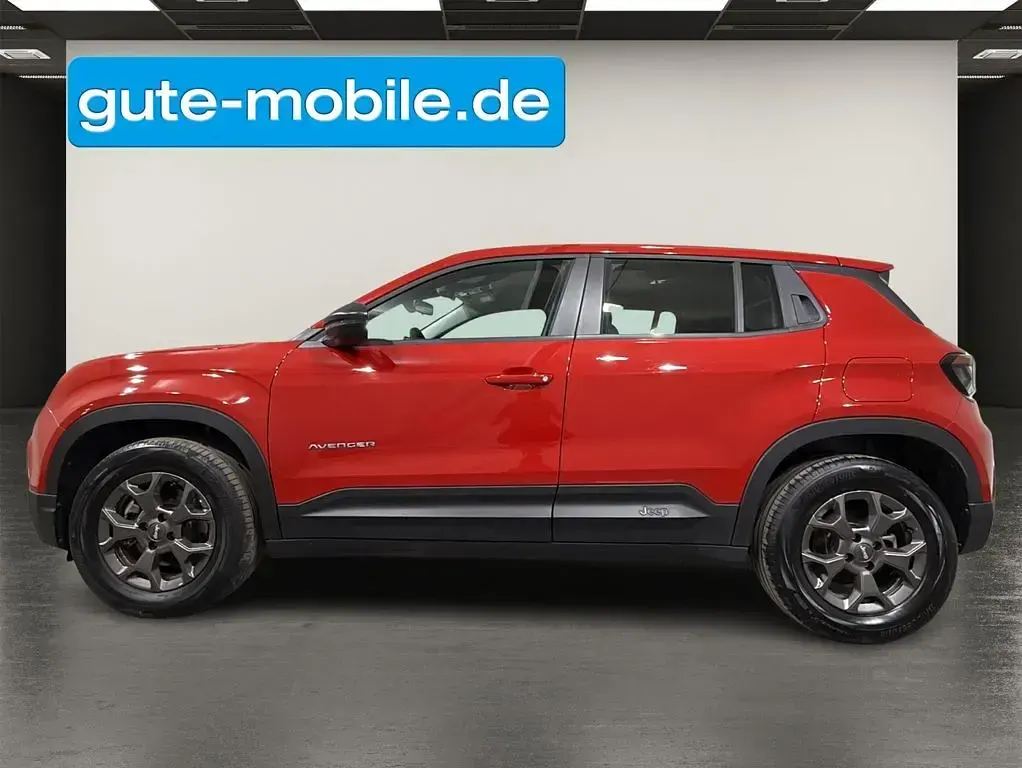 Gebraucht Jeep Avenger EV Longitude 114 kW (156 PS) 2023 Rot SUV