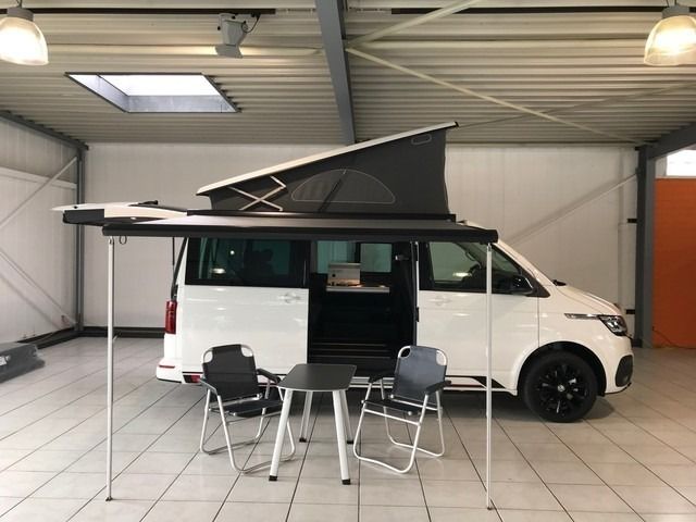 Gebraucht VW T6.1 Sportline 150 PS (110 kW) 2023 Weiß Van