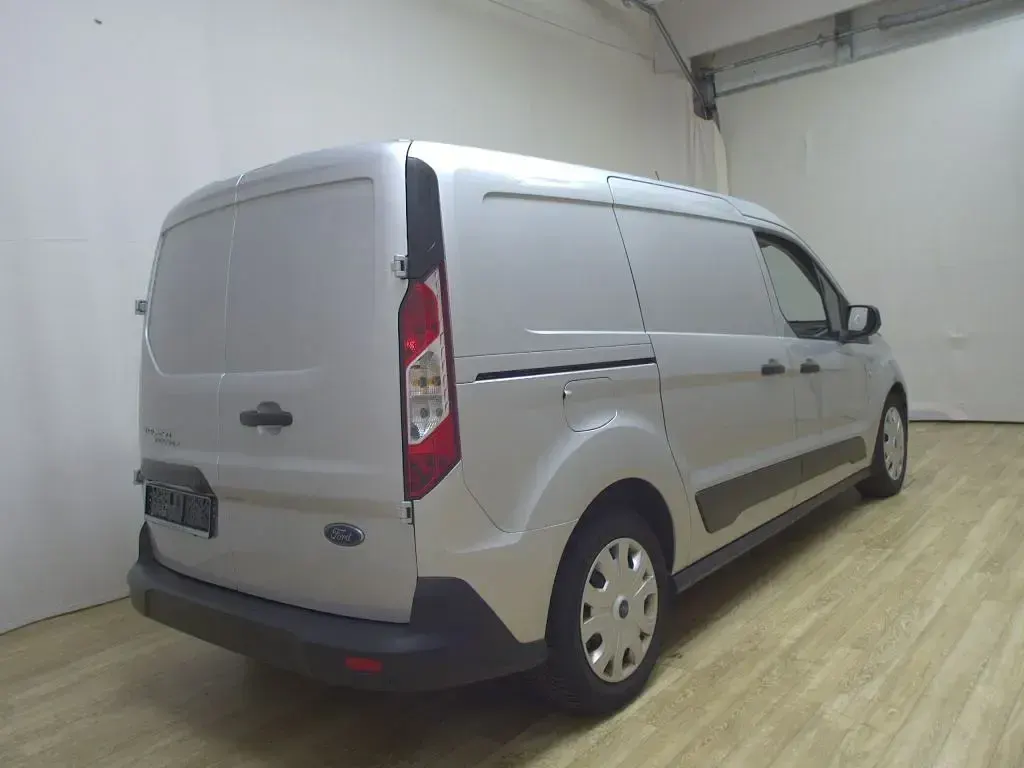 Gebraucht Ford Transit Trend 120 PS (88 kW) 2022 Polarsilber (metallic) Van