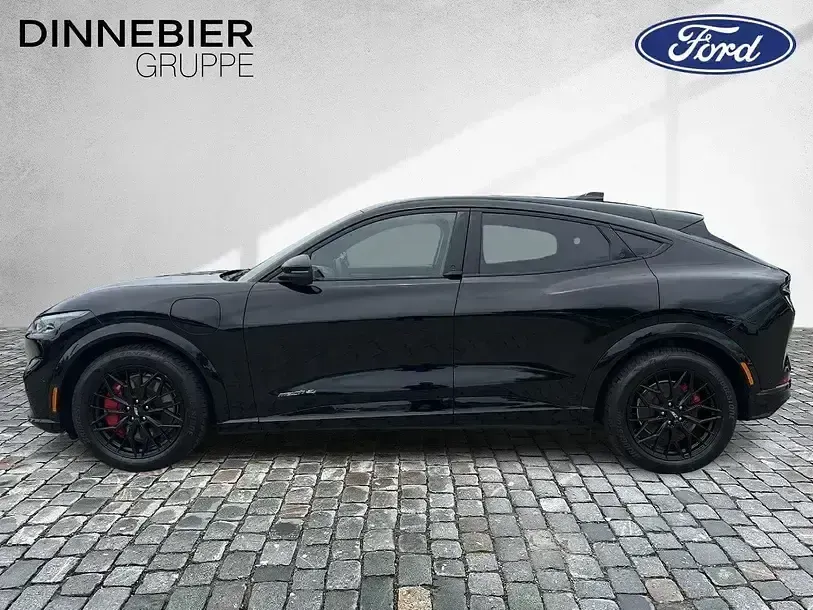 Gebraucht Ford Mustang Mach-E 275 kW (375 PS) 2022 Schwarz (metallic) SUV