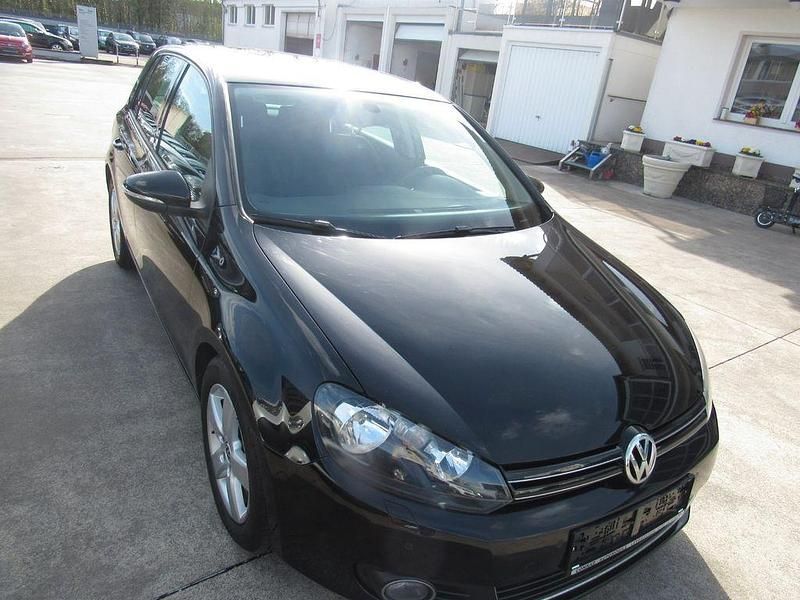 Gebraucht VW Golf VI Style 86 PS (63 kW) 2011 Schwarz Kleinwagen