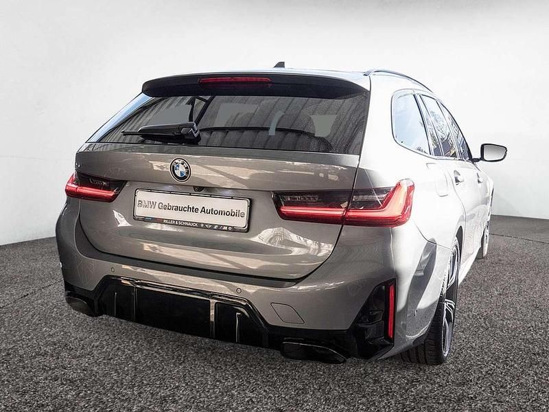 Gebraucht BMW 340 374 PS (275 kW) 2022 Skyscraper grau Kombi