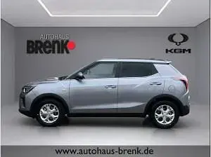 Neu KGM Tivoli 163 PS (119 kW) 2026 Silber SUV